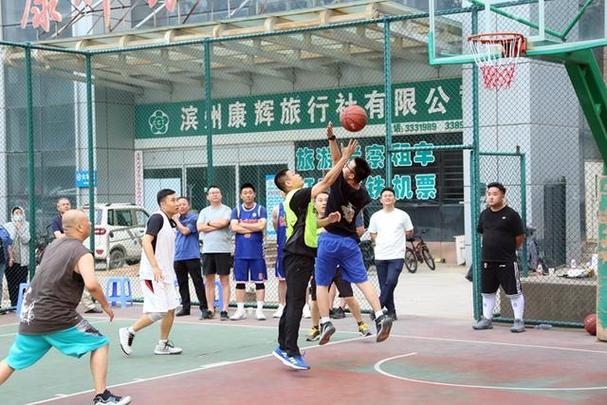 展现了他过