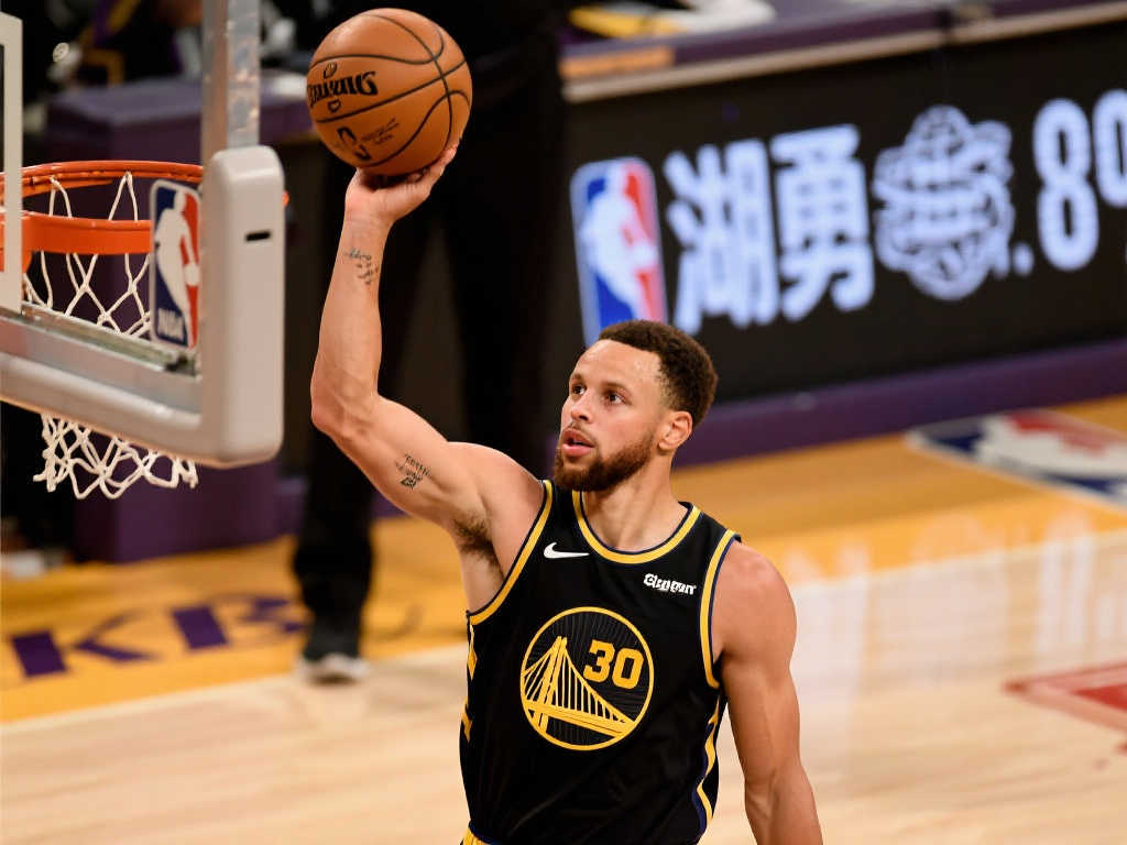 热身赛-国安4-1击败申花 方昊双响张玉宁、高天意破门.