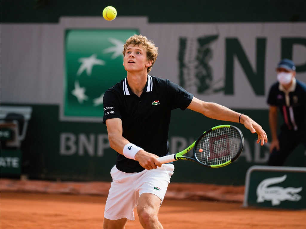 他们在关键 他们在关键