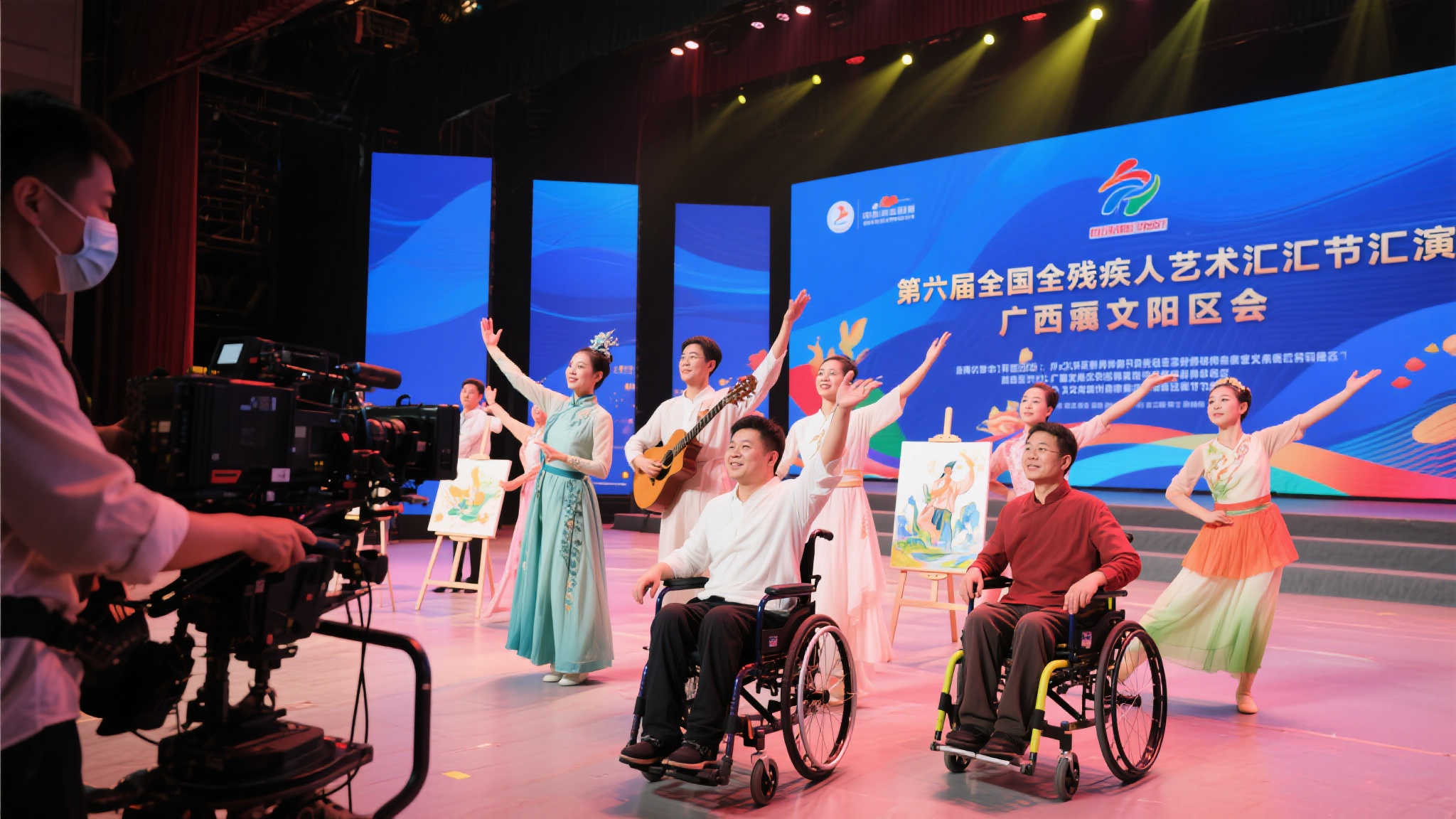 未来一片光 未来一片光